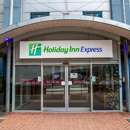 Holiday Inn Express Royal Docks By Ihg Londra Esterno foto