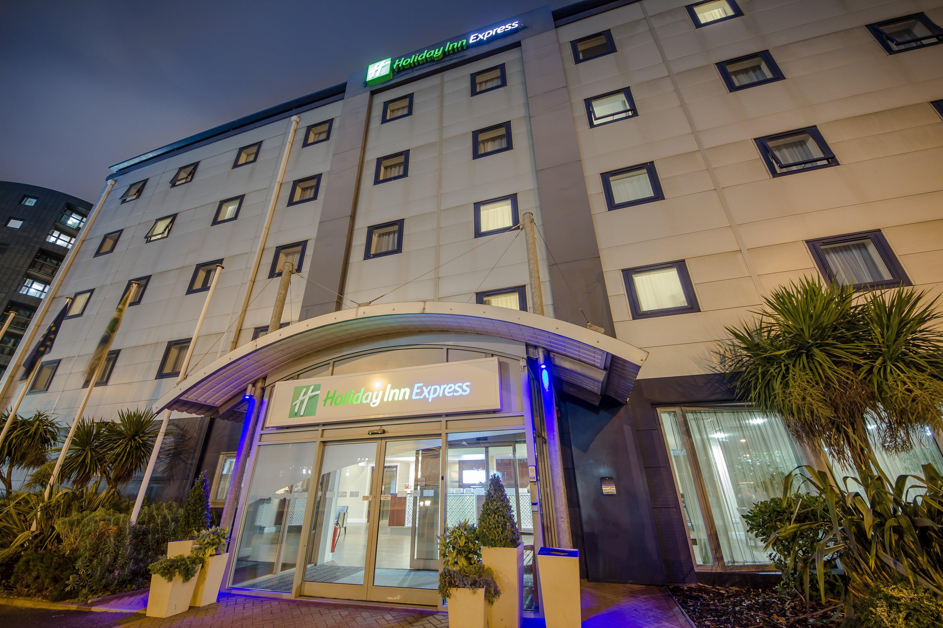 Holiday Inn Express Royal Docks By Ihg Londra Esterno foto