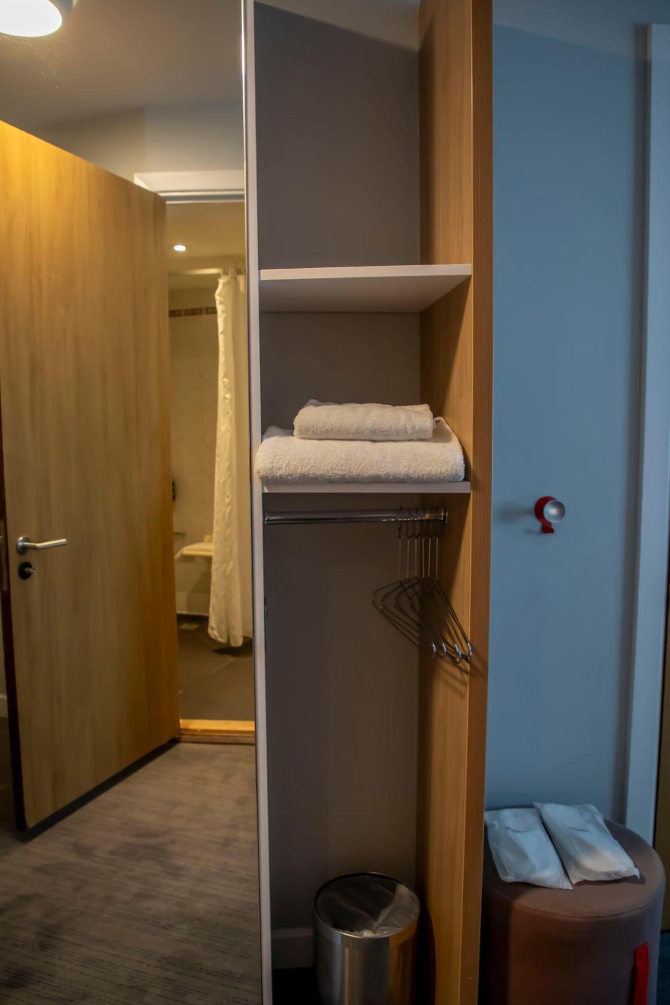 Holiday Inn Express Royal Docks By Ihg Londra Esterno foto