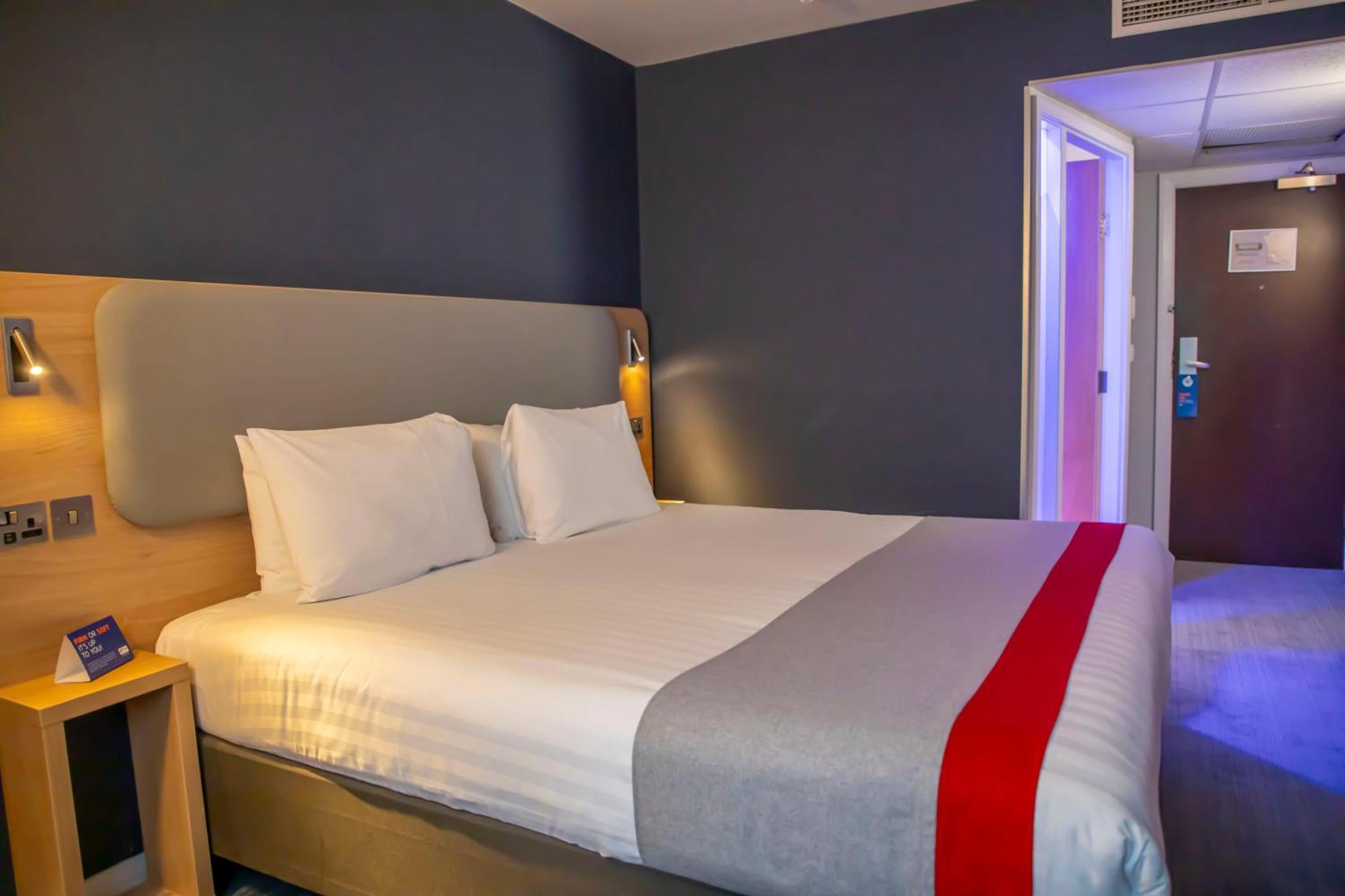 Holiday Inn Express Royal Docks By Ihg Londra Esterno foto